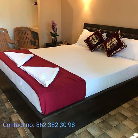 Carolina Guesthouse Colva Esterno foto